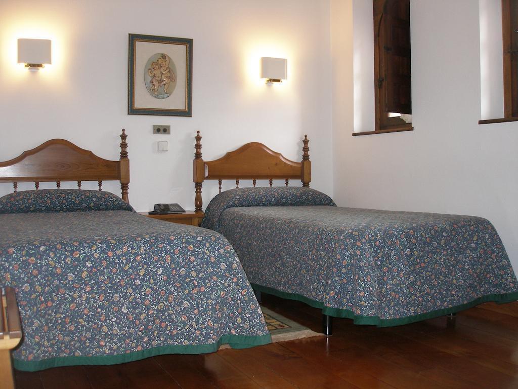 Hotel Siglo XVIII Santillana del Mar Exteriör bild